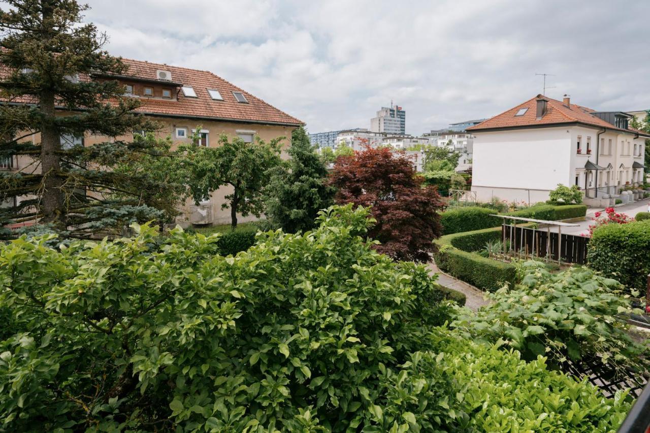 Ljubljana C17 4-Bedroom Private Row House With Garden And Parking Экстерьер фото
